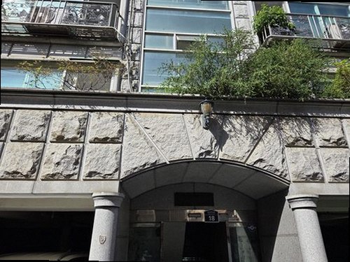 안성 누수탐지 누수 발생 위치와 주변 피해를 확인하는 현장 점검 모습