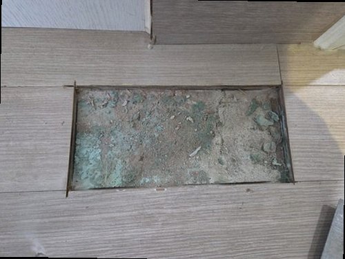 안성 누수탐지 화장실 천장 누수 흔적과 수도계량기 별침 확인 모습