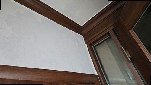 제물포구 누수탐지 천장 얼룩과 벽지 들뜸이 나타난 누수 피해 현장