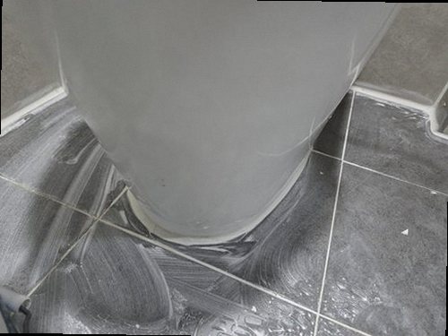 대전 중구 누수탐지 누수 배관 연결부 보수 후 공압검사와 바닥 복구 모습