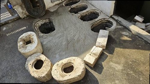 대전 중구 누수탐지 거실 천장 누수 흔적과 점검 장비