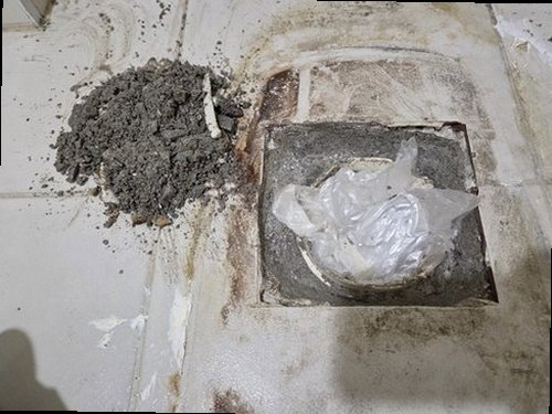 해운대구 누수탐지 수도계량기와 보일러 배관을 확인하는 누수 점검 현장