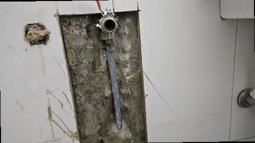 대전 동구 누수탐지 수도계량기와 실내 배관 구조를 보여주는 누수 점검 이미지