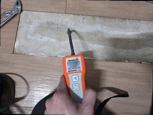 구리 누수탐지 공압 게이지와 청음 장비를 이용한 누수 위치 확인
