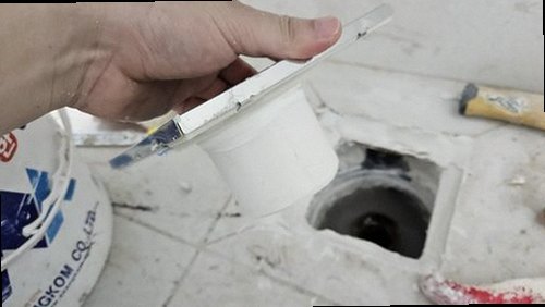 의왕 누수탐지 욕실 천장 누수 흔적과 수도계량기 확인 모습
