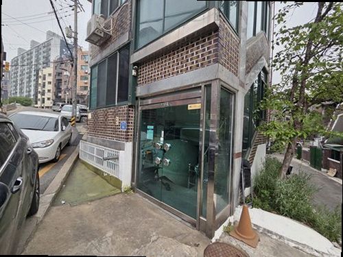 부산 동구 누수탐지 천장 누수 흔적과 배관 점검 전 현장 모습